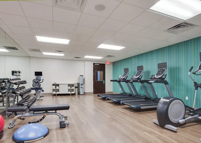 Holiday Inn Express Hotel & Suites Fort Lauderdale Airport/Cruise Port By Ihg