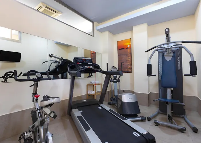 Invisa Hotel La Cala (Adults Only)