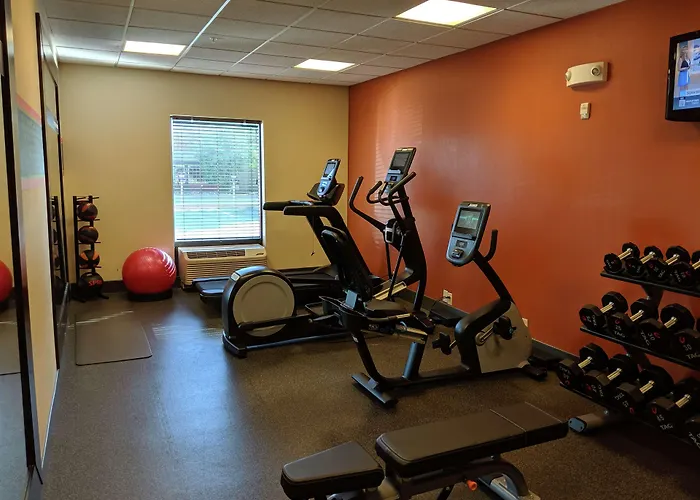 Hampton Inn & Suites Cincinnati-Union Centre
