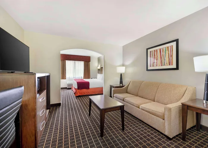 Best Western Plus Eagleridge Inn & Suites