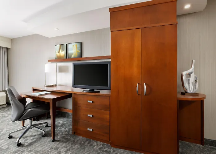 Courtyard By Marriott Potomac Mills Woodbridge