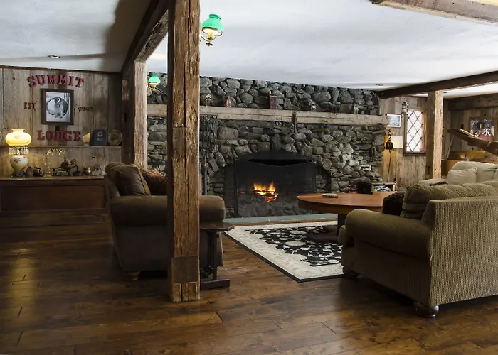 Summit Lodge