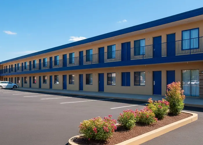 Days Inn By Wyndham Rock Springs I-80 Green River