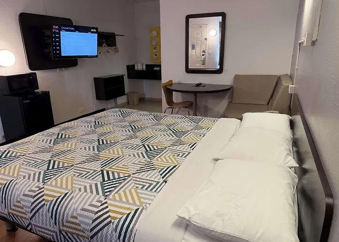 Motel 6-Joliet, Il - I-80