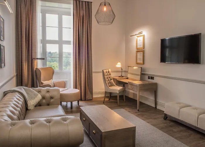 De Vere Latimer Estate