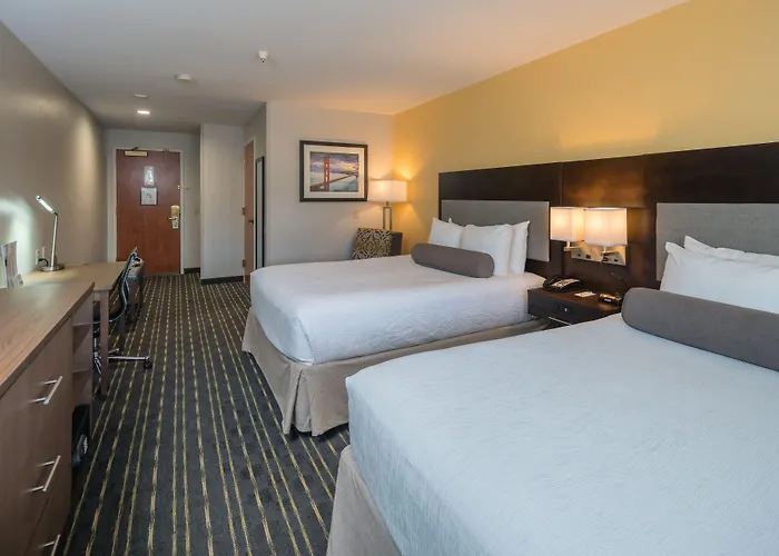 Hotel Aura SFO Airport FREE SHUTTLE