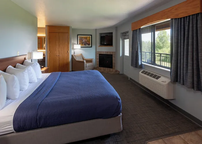Black Beach Inn By Grandstay
