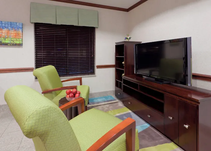 Holiday Inn Express Lordstown-Newton Falls/Warren By Ihg