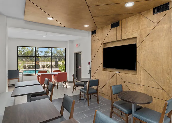 Holiday Inn Express Crockett By Ihg