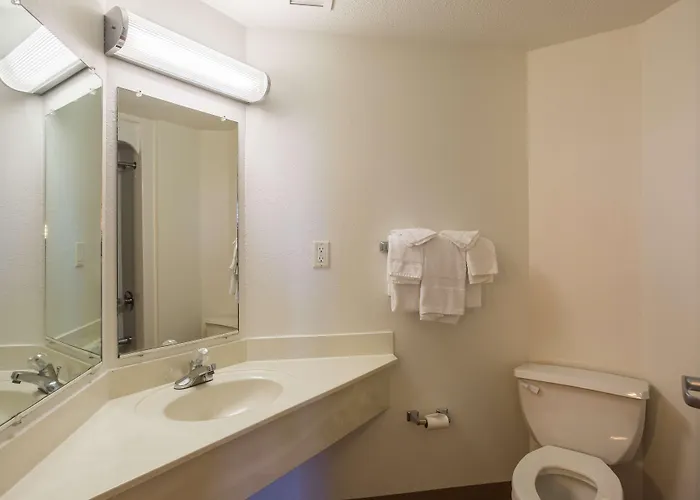 Motel 6 Dale, Indiana Near Holiday World And Splashing Safari#Central Time #I64 Highway