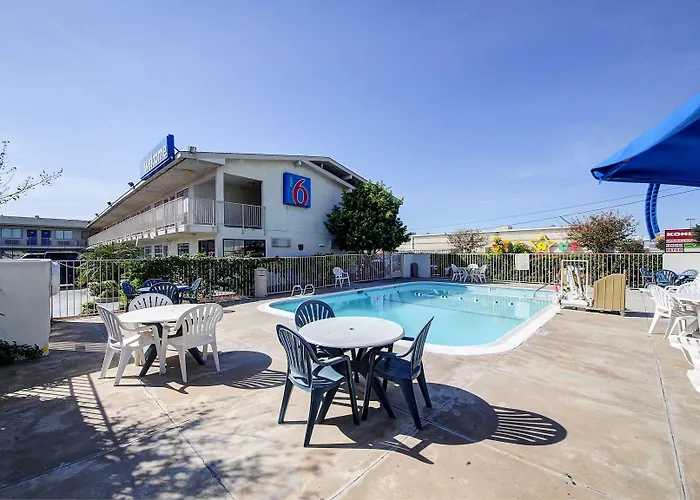 Motel 6-Laredo, Tx - South