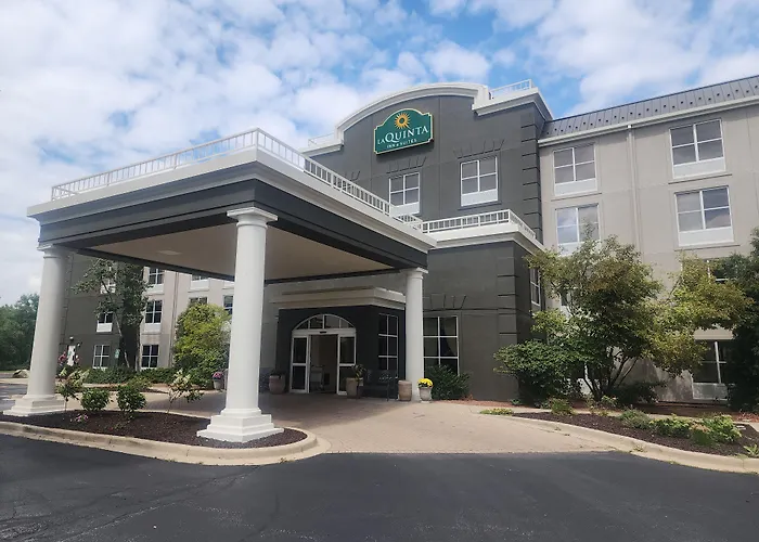 La Quinta By Wyndham Milwaukee Sw New Berlin