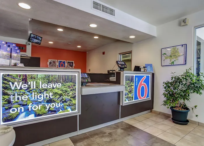Motel 6-Grants Pass, Or