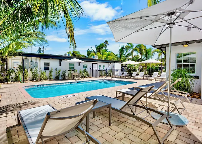 Haley'S At Anna Maria Island Inn