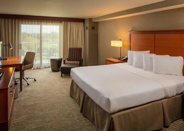 Eaglewood Resort & Spa
