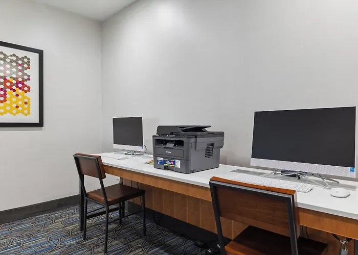 Holiday Inn Express & Suites Mountain View Silicon Valley By Ihg