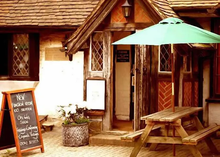 Chequers Inn Hotel