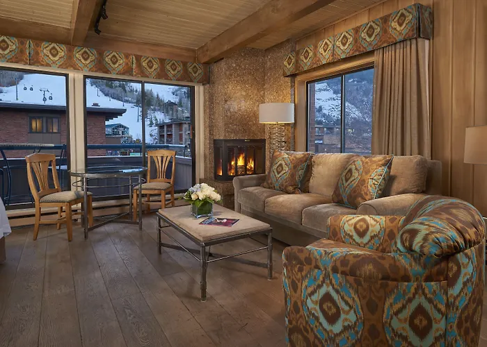 Aspen Square Condominium Hotel