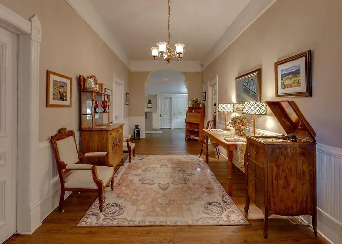 1898 Waverly Inn