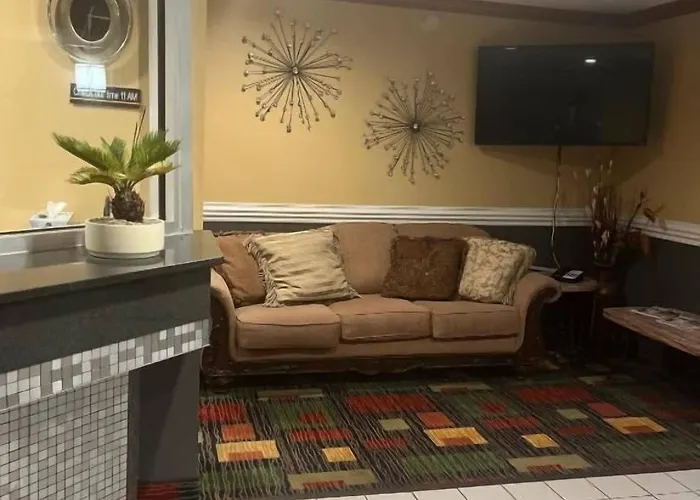 Regency Inn & Suites