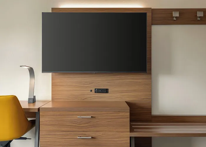 Holiday Inn Express Hotel & Suites Hagerstown By Ihg