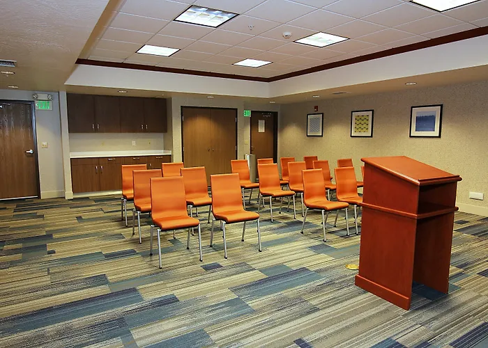Holiday Inn Express Hotel & Suites Ashland By Ihg