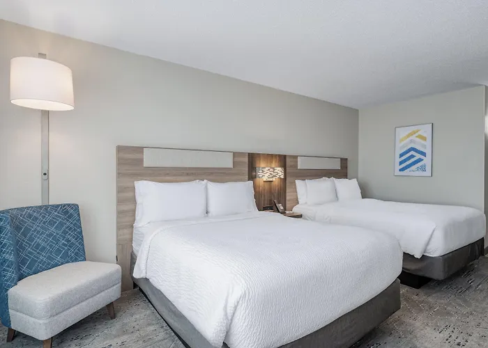 Holiday Inn Express Hotel & Suites Columbus Airport By Ihg