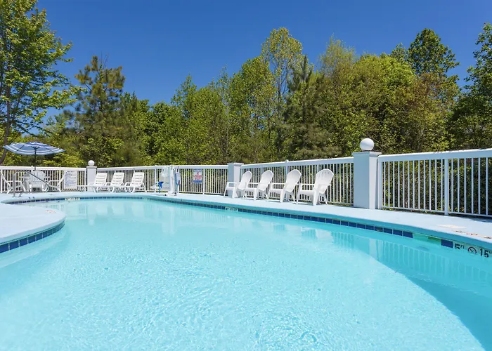 Holiday Inn Express Hotel & Suites Mebane By Ihg