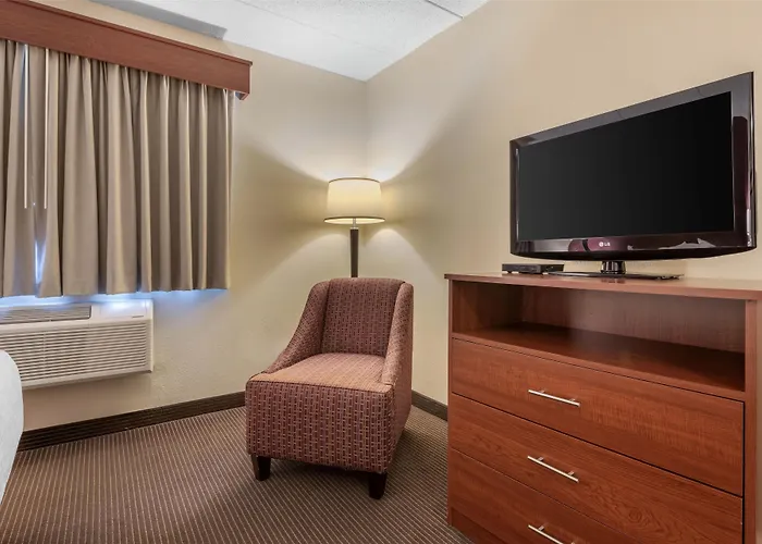 Surestay Plus Hotel By Best Western Litchfield