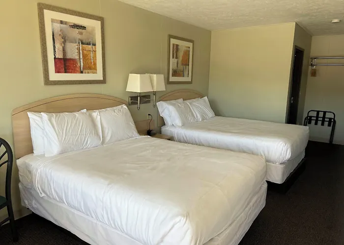 Boarders Inn & Suites By Cobblestone Hotels - Broken Bow