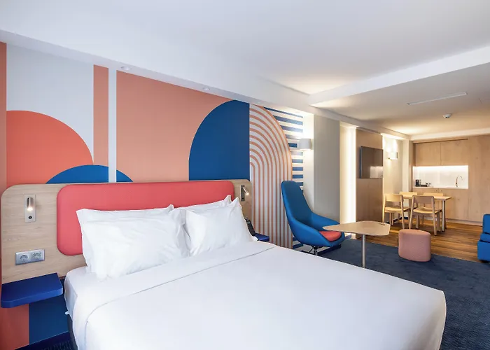 Holiday Inn Express&Suites Lisbon - Príncipe Real by IHG