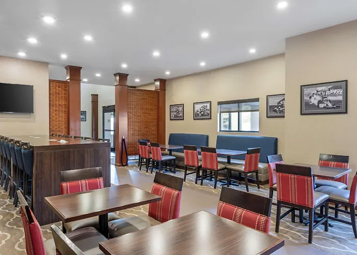 Comfort Suites West Indianapolis - Brownsburg