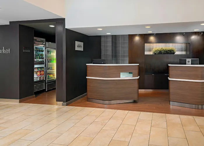 Courtyard By Marriott Danbury