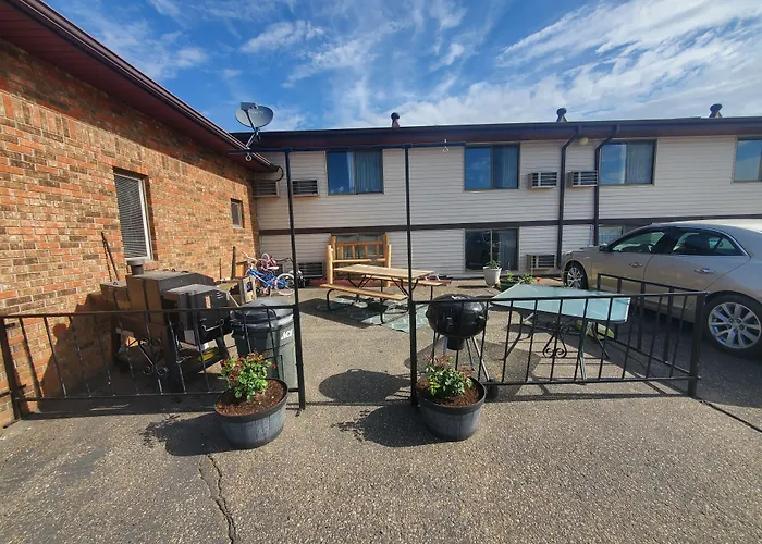 Super 8 By Wyndham Glendive