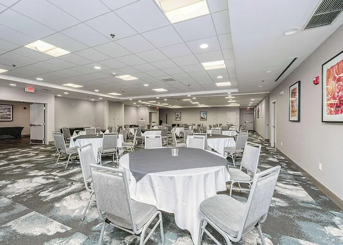 Hilton Garden Inn Charleston Airport