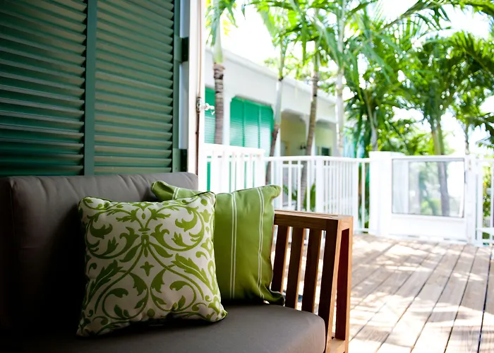 Almond Tree Inn - Adults Only