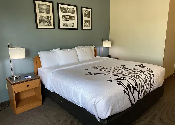 Sleep Inn & Suites Davenport - Quad Cities