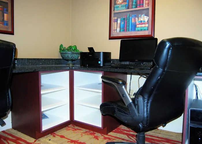 Holiday Inn Express & Suites Superior By Ihg
