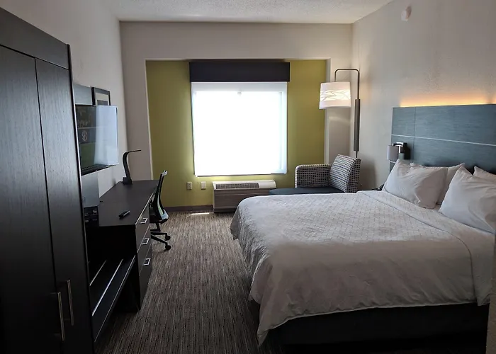 Holiday Inn Express & Suites Charlotte-Concord-I-85 By Ihg