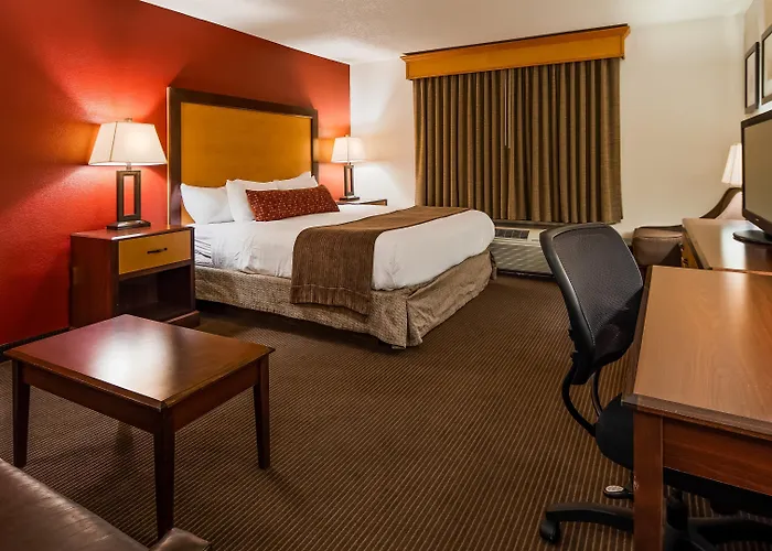 Best Western Plus Sidney Lodge