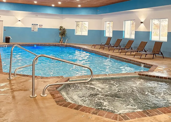 Super 8 By Wyndham Escanaba