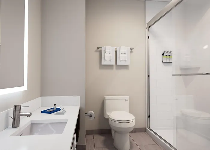 Holiday Inn Express - Gloucester By Ihg