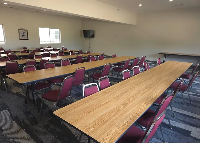 Mainstay Suites Leclaire - Quad Cities