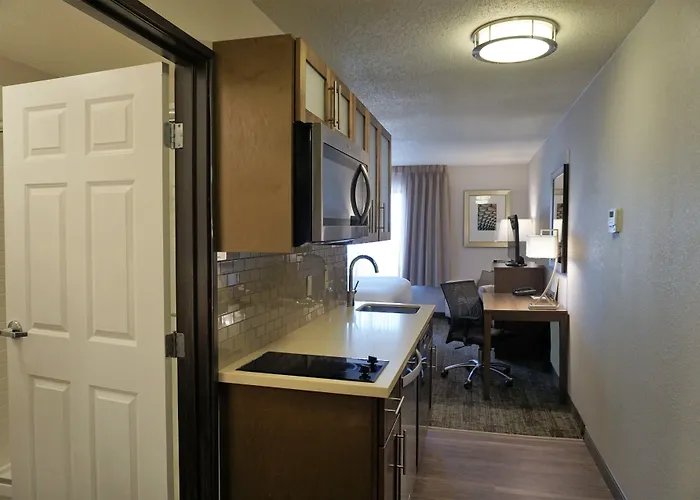 Staybridge Suites Columbia-Highway 63 & I-70 By Ihg