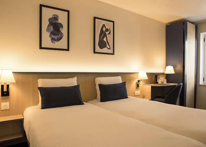 Kyriad Villefranche Sur Saone Porte Du Beaujolais -Renove-