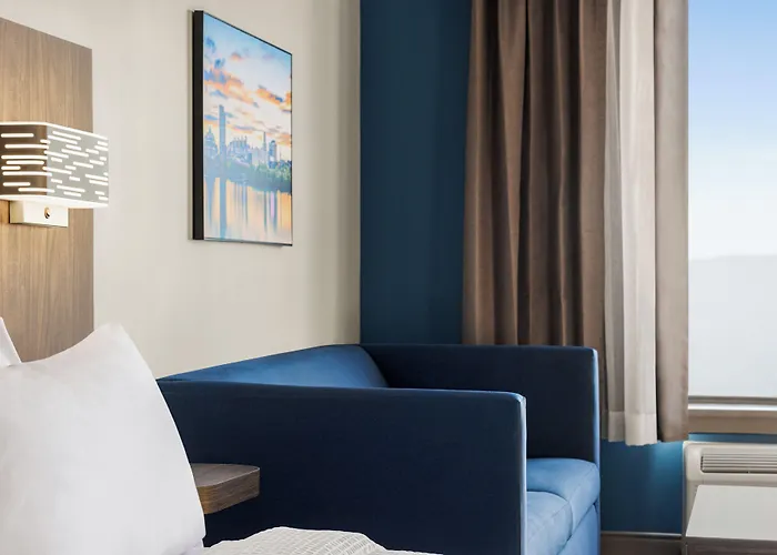Holiday Inn Express & Suites East Greenbush Albany-Skyline By Ihg