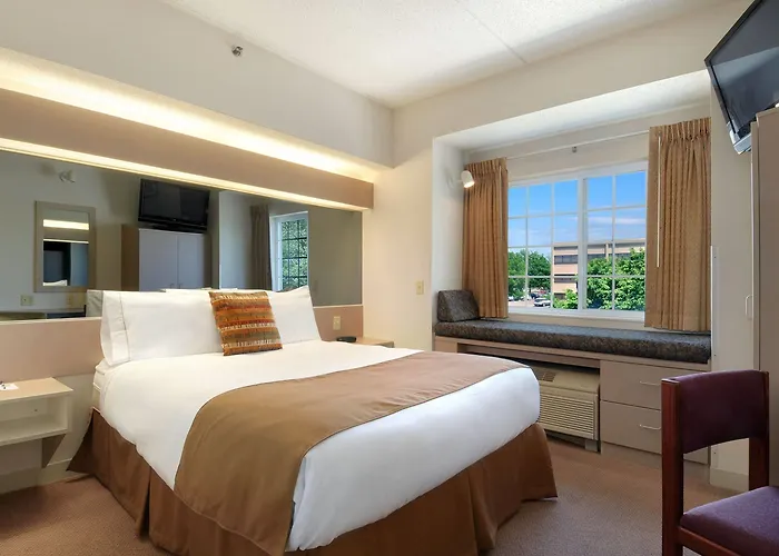 Microtel Inn & Suites By Wyndham Bloomington Msp Airport