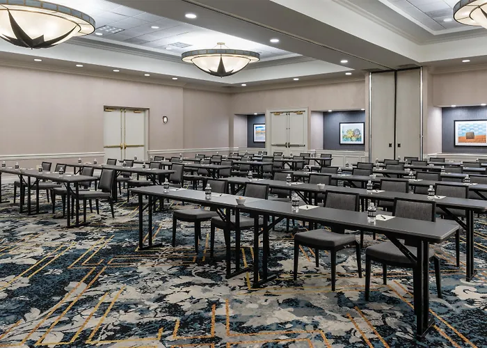 The Chifley Houston, Tapestry Collection By Hilton