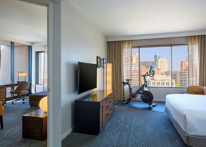 The Worthington Renaissance Fort Worth Hotel