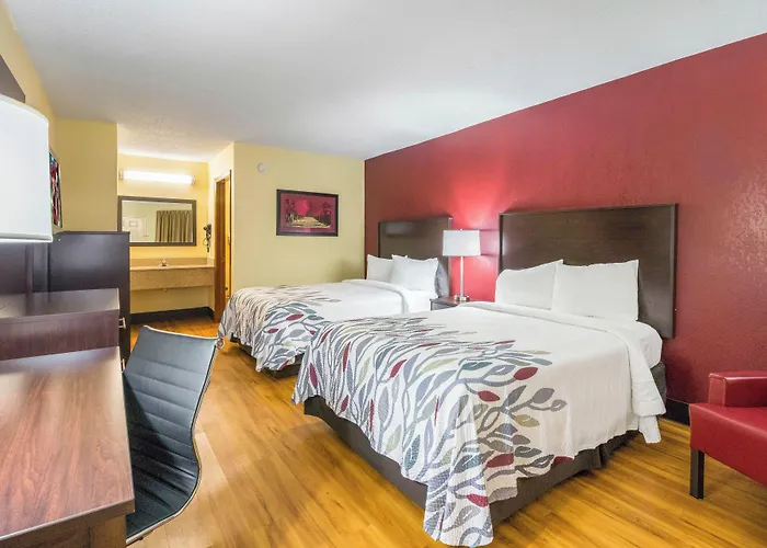 Red Roof Inn Clarksville